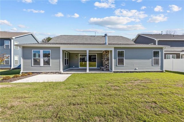 317 Rhapsody DR, Suffolk, VA 23435