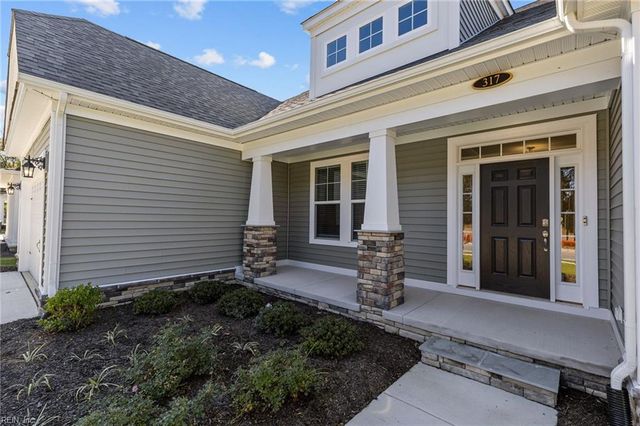 317 Rhapsody DR, Suffolk, VA 23435