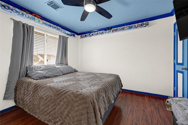 19518 Green Chase Lane, Houston, TX 77073