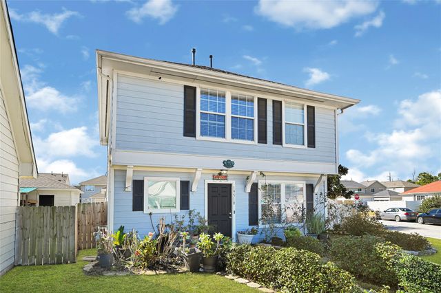 19518 Green Chase Lane, Houston, TX 77073