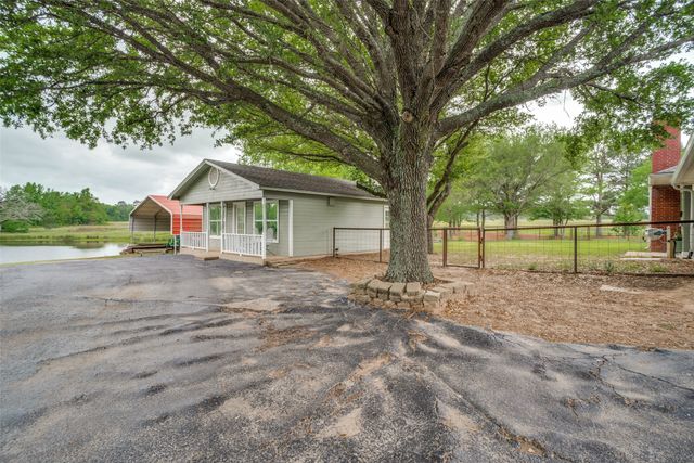 1688 County Road 3118, Quitman, TX 75783