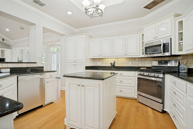 1688 County Road 3118, Quitman, TX 75783