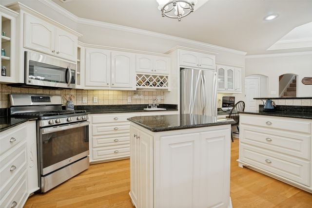 1688 County Road 3118, Quitman, TX 75783