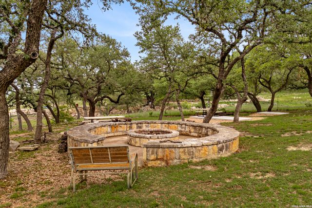 710 Caballo, Canyon Lake, TX 78133