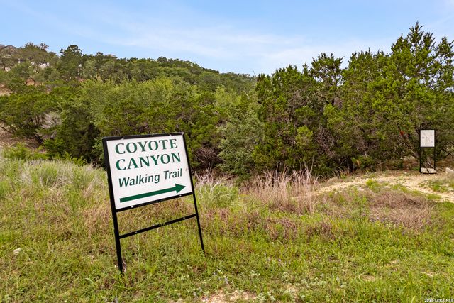 710 Caballo, Canyon Lake, TX 78133