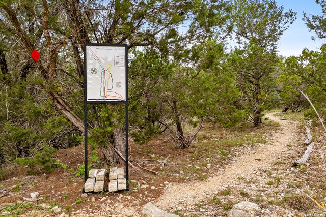 710 Caballo, Canyon Lake, TX 78133