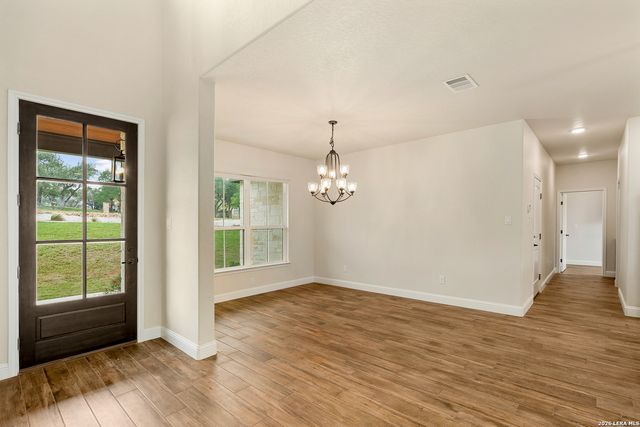 710 Caballo, Canyon Lake, TX 78133
