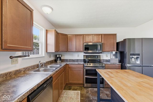 3114 Bent Timber Drive, Indianapolis, IN 46268