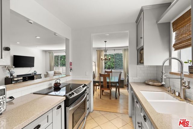 700 Westmount Drive 107, West Hollywood, CA 90069