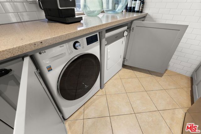 700 Westmount Drive 107, West Hollywood, CA 90069