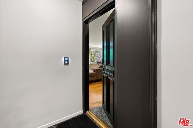 700 Westmount Drive 107, West Hollywood, CA 90069