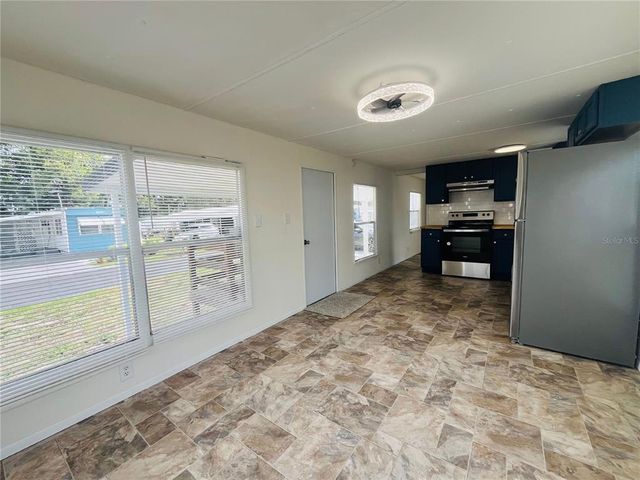 550 WOODPECKER PIKE, Winter Haven, FL 33881