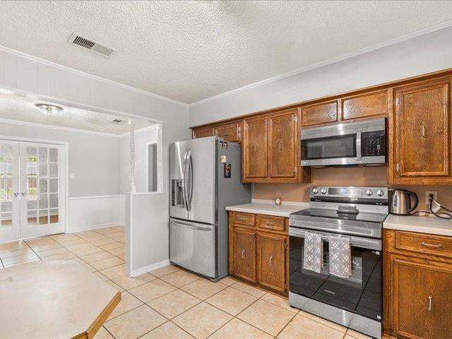 1602 Ferndale St, Longview, TX 75604