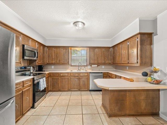 1602 Ferndale St, Longview, TX 75604