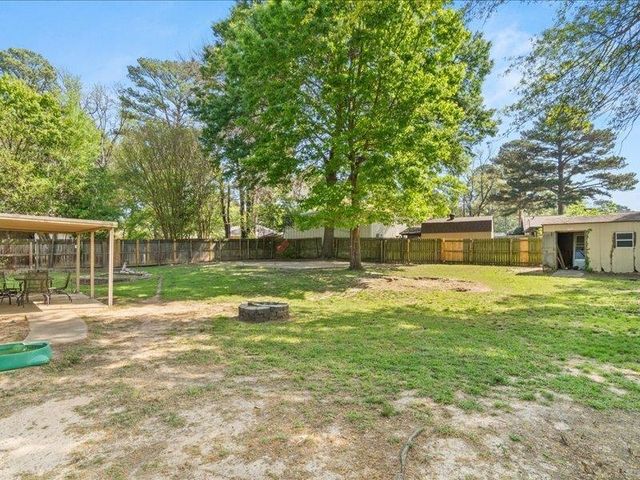 1602 Ferndale St, Longview, TX 75604