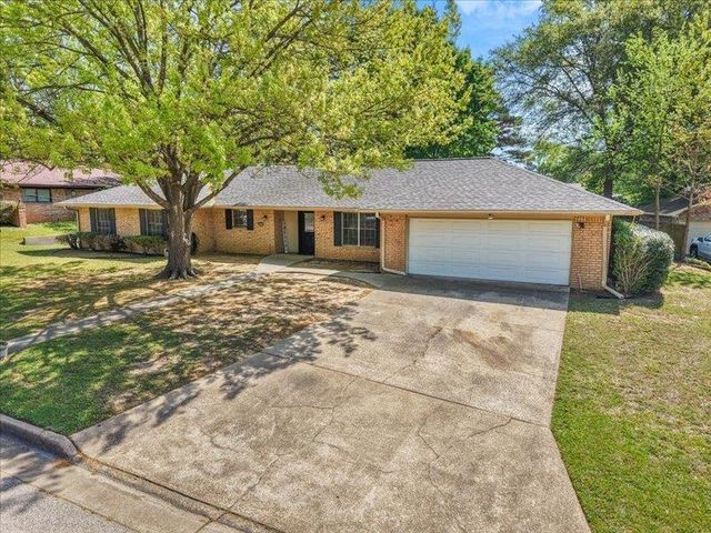 1602 Ferndale St, Longview, TX 75604