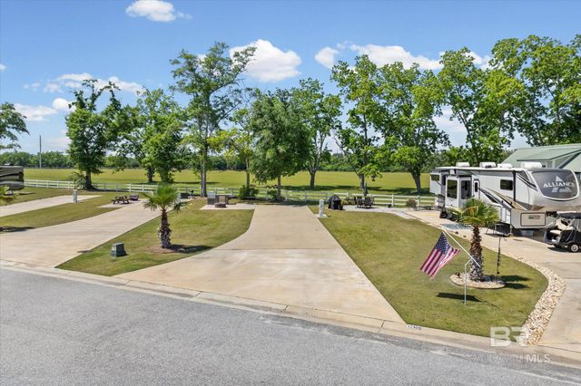 12409 Gateway Drive, Elberta, AL 36530