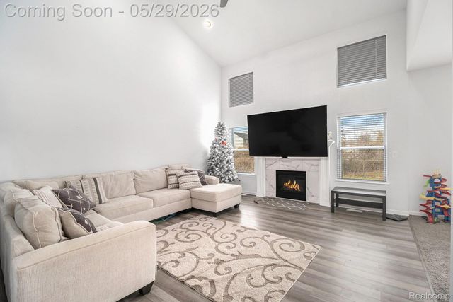 8301 Berwick Drive, Westland, MI 48185