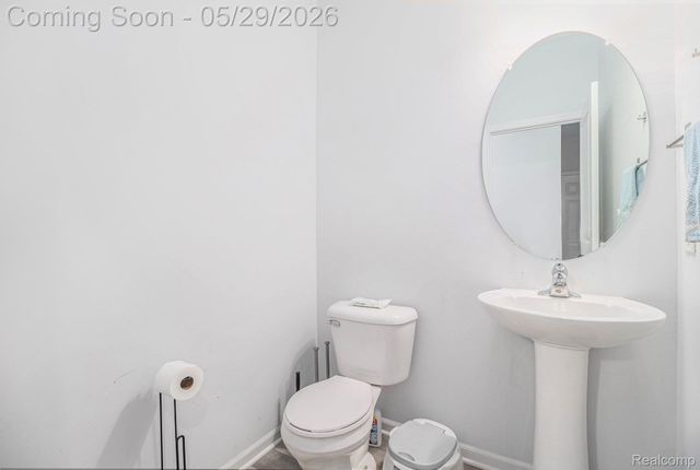 8301 Berwick Drive, Westland, MI 48185