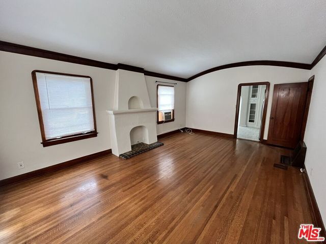 496 E 52nd Street, Long Beach, CA 90805