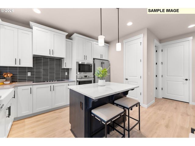 15713 Se COMPASS COURSE St 360, Happy Valley, OR 97086
