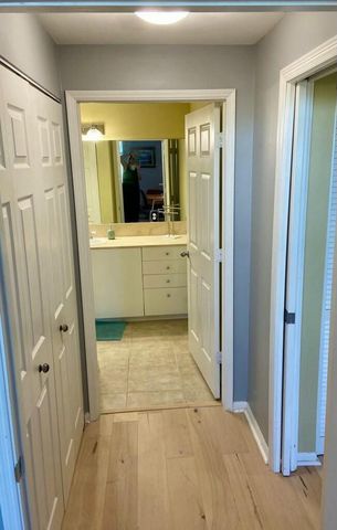 802 W Windward Way 203, Lantana, FL 33462