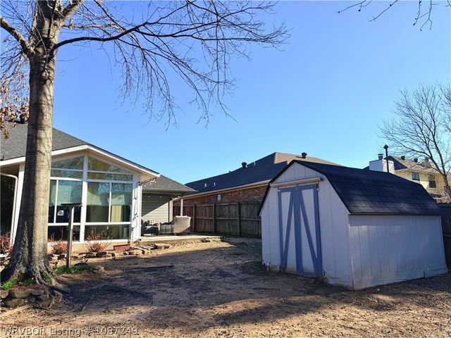 9912 Glen Flora Circle, Fort Smith, AR 72908