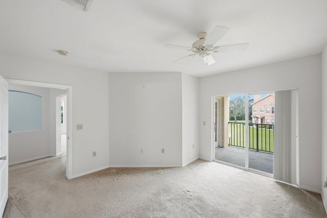 124 SW Peacock Boulevard, Port St. Lucie, FL 34986