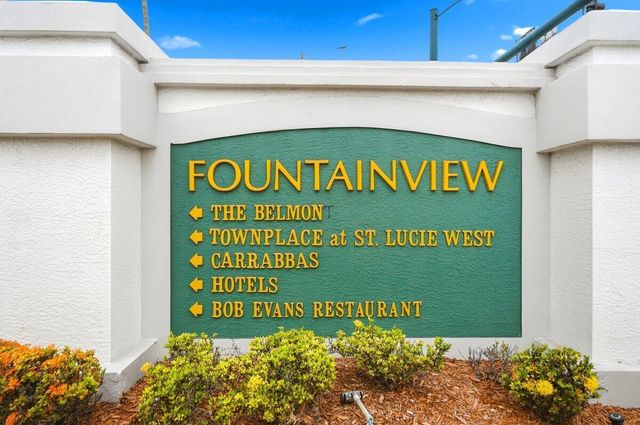 124 SW Peacock Boulevard, Port St. Lucie, FL 34986