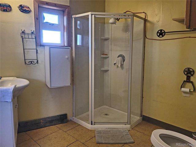 678 Valley View Dr, San Luis, CO 81152