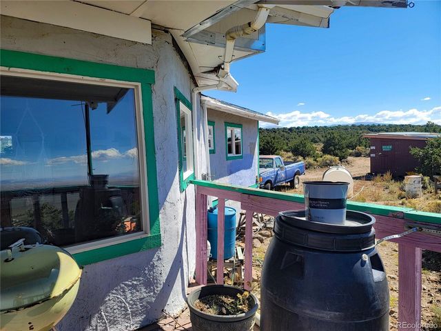 678 Valley View Dr, San Luis, CO 81152