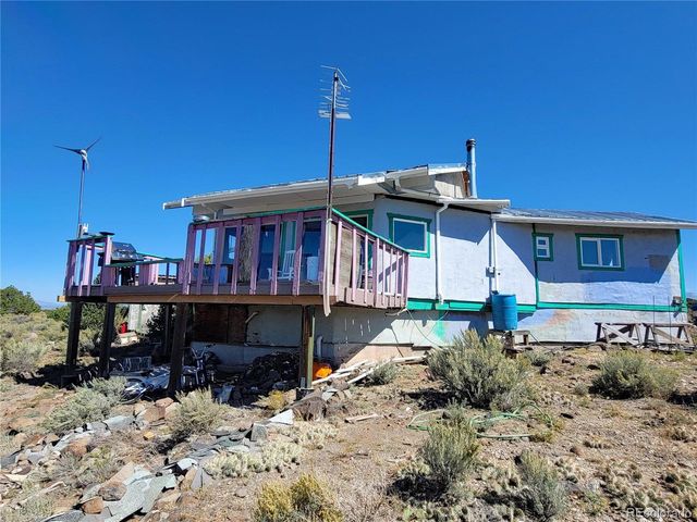 678 Valley View Dr, San Luis, CO 81152