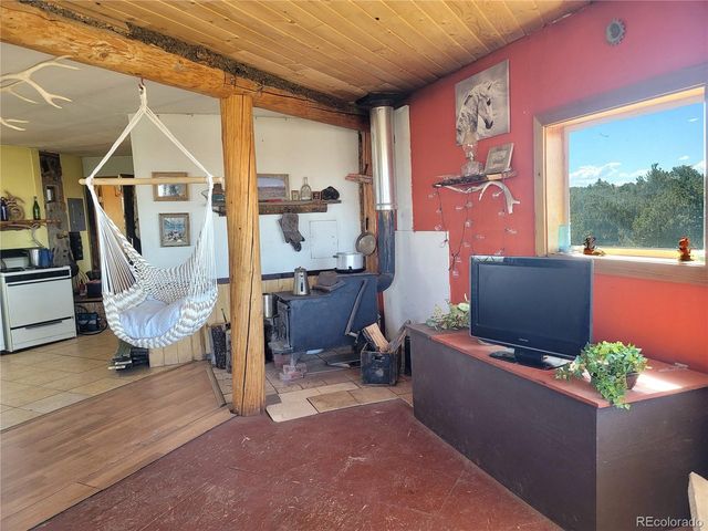 678 Valley View Dr, San Luis, CO 81152