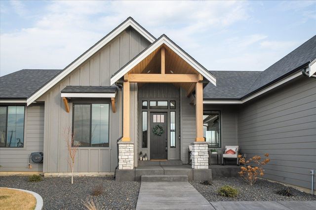 8616 N Molly St, Spokane, WA 99208