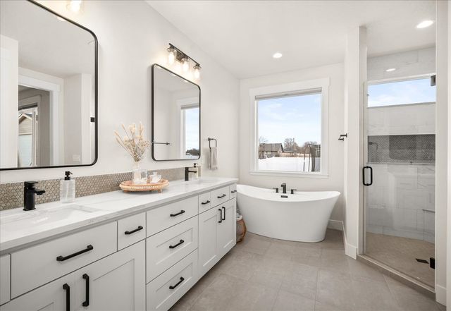 8616 N Molly St, Spokane, WA 99208