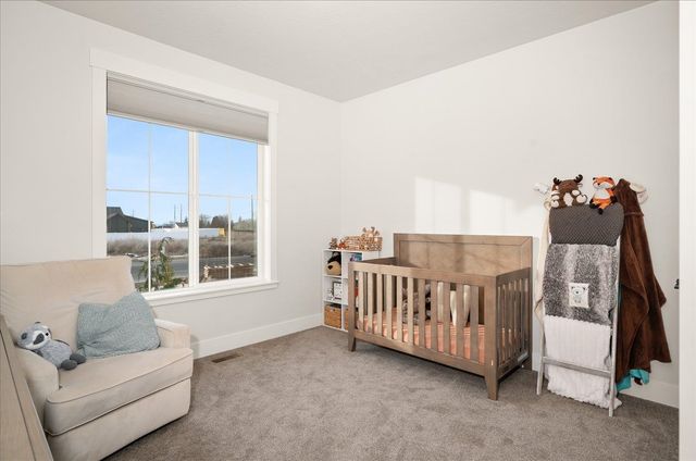 8616 N Molly St, Spokane, WA 99208