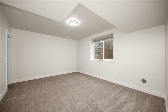 8616 N Molly St, Spokane, WA 99208