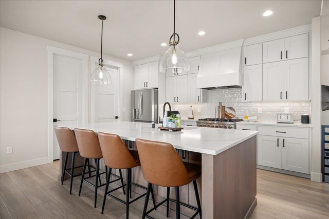 8616 N Molly St, Spokane, WA 99208