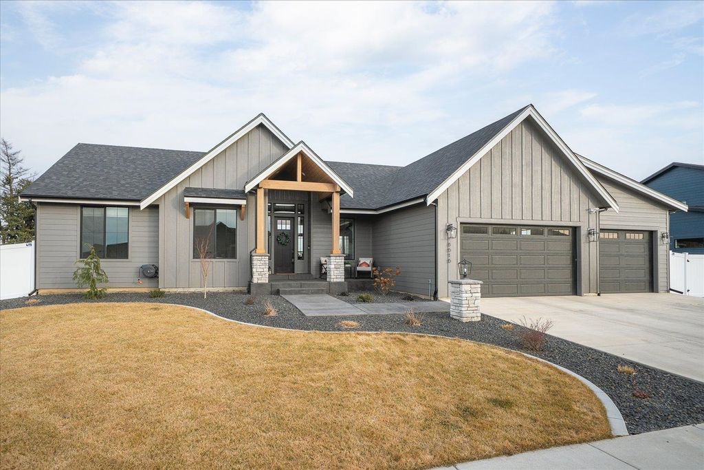 8616 N Molly St, Spokane, WA 99208