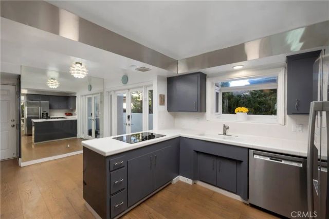 3242 Falkland, Huntington Beach, CA 92649