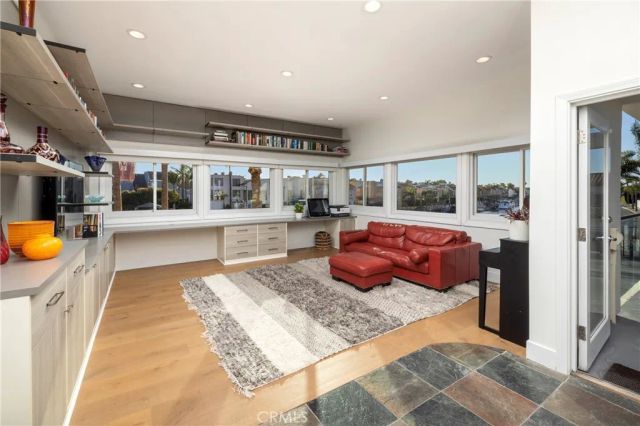 3242 Falkland, Huntington Beach, CA 92649