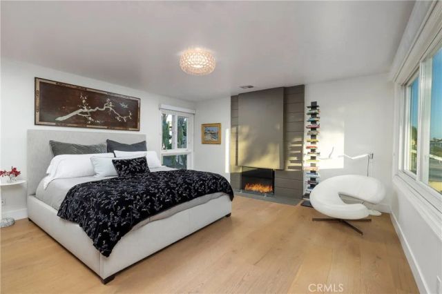 3242 Falkland, Huntington Beach, CA 92649
