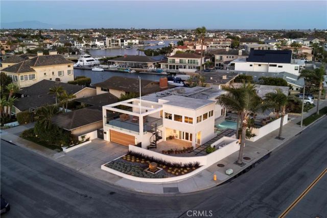 3242 Falkland, Huntington Beach, CA 92649