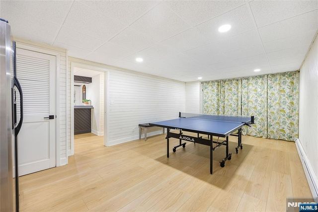 68 Burnwood Lane, Upper Saddle River, NJ 07458