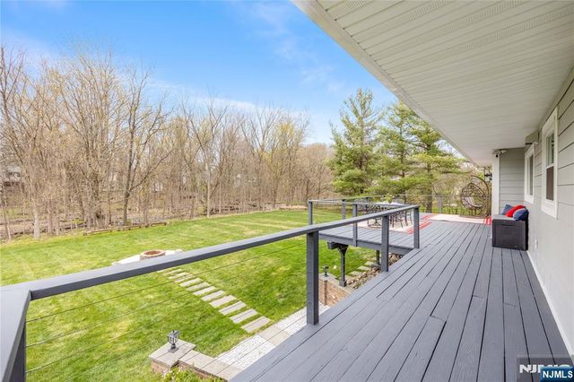 68 Burnwood Lane, Upper Saddle River, NJ 07458
