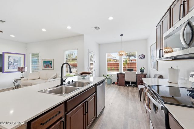 4817 S Avenida De La Raspa, Tucson, AZ 85746