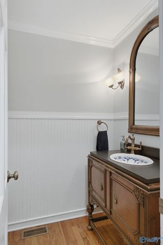 7904 Tea Garden Road SE, Huntsville, AL 35802