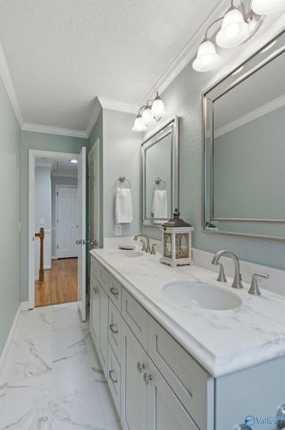 7904 Tea Garden Road SE, Huntsville, AL 35802