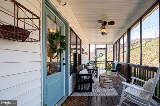 691 SUNSET VILLAGE RD, Front Royal, VA 22630