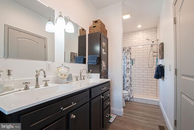 691 SUNSET VILLAGE RD, Front Royal, VA 22630